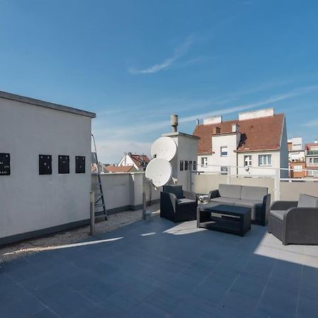 Apartamento Grosse Terrasse, Klimaanlage Und U-Bahn Naehe Viena Exterior foto